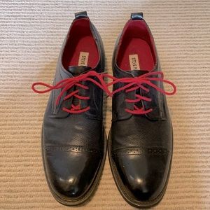 Steve Madden Cap Toe dress shoes